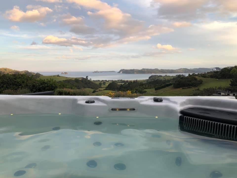 Bayview Valley Lodge Bed & Breakfast Whitianga Eksteriør billede
